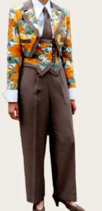 tailleur feminin vue de face